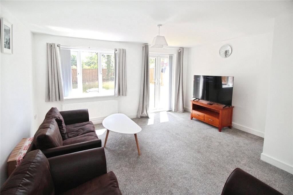 House in Doncaster, Loversall - View 5