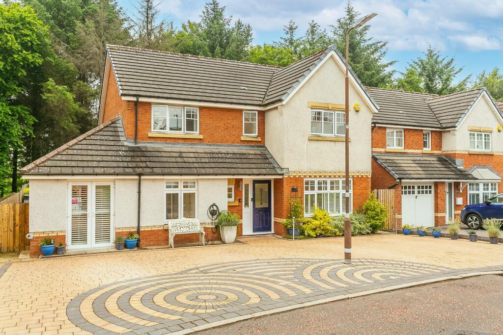 Main image of property: Bluebell Glade, Livingston, EH54