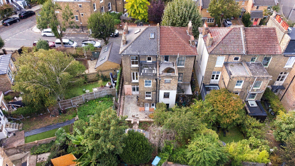 House in London - View 4