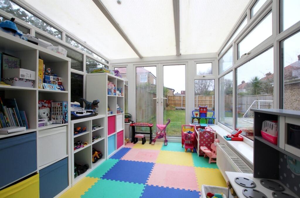 House in Wirral, Liverpool City Region - View 5