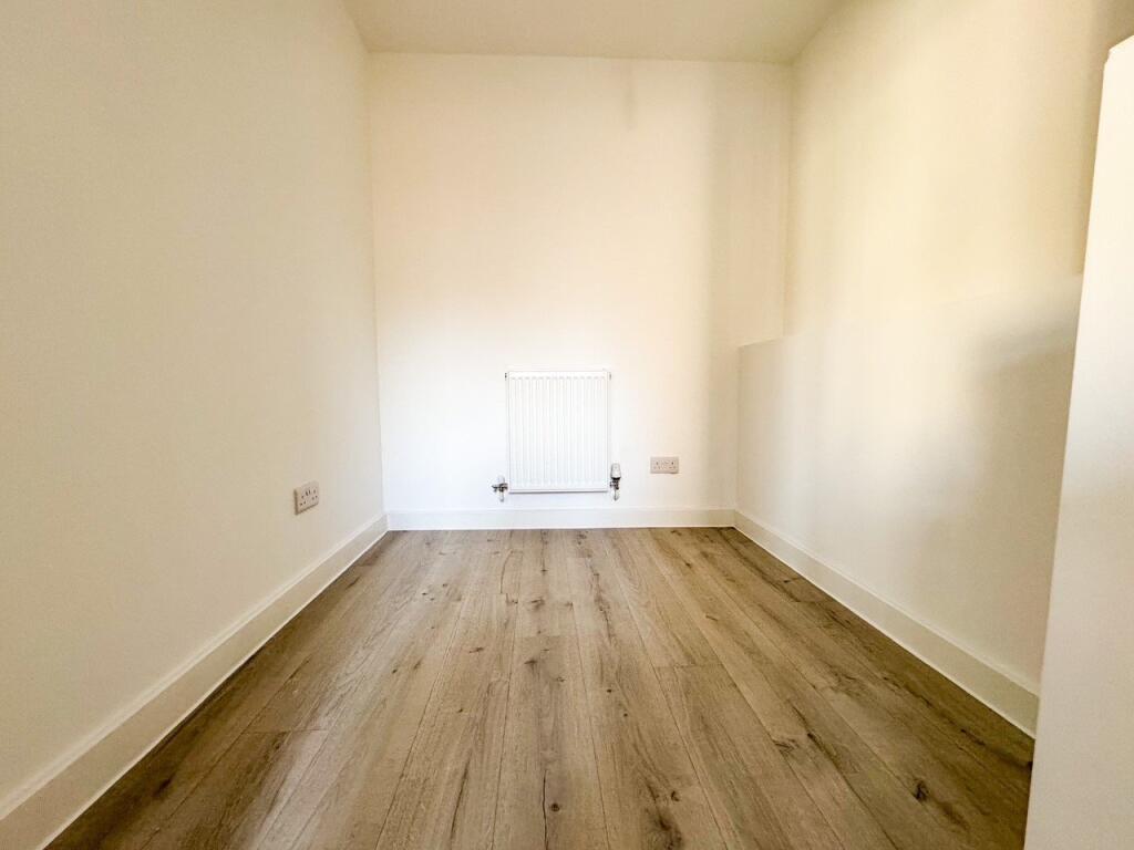 Arlingham Way, Patchway, Bristol, BS34 - More