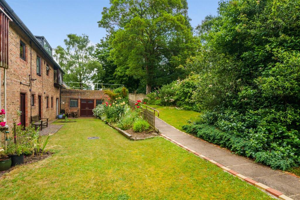 Main image of property: Emden House, Headington, Oxford, Oxfordshire