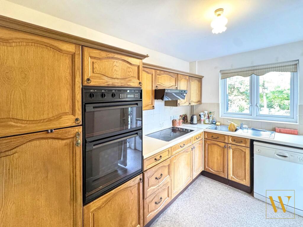 St. Lucians Lane, Wallingford - View 5