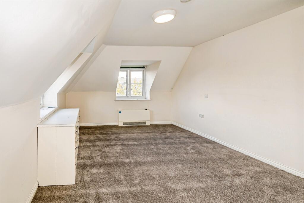 Apartment in South Oxfordshire, Thame - View 2