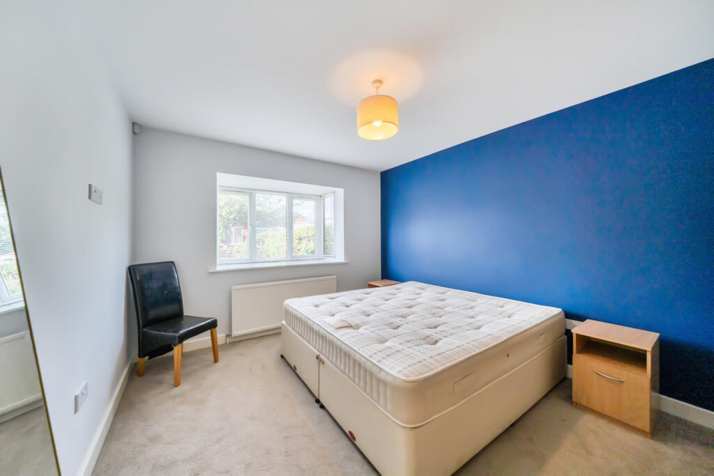 House in Southall - View 4
