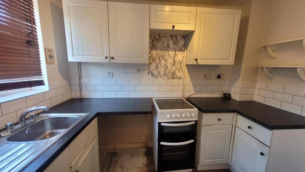 House in Northampton, Overstone Lodge - View 5
