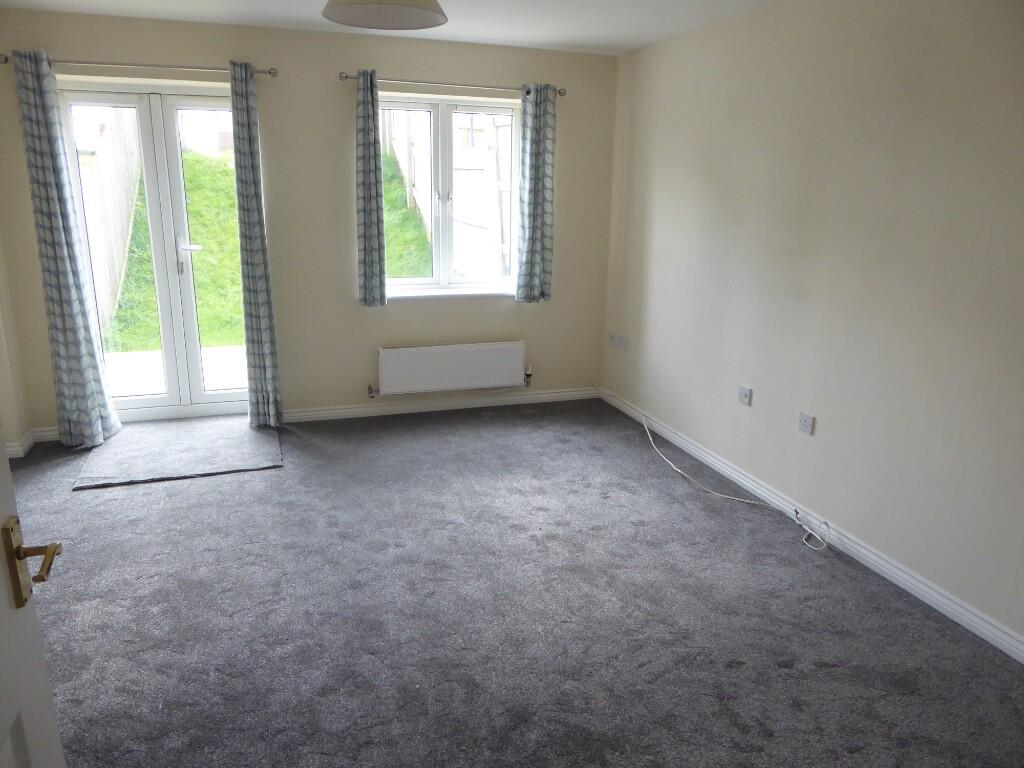 Additional image 4 of Plucknett Row, Yeovil