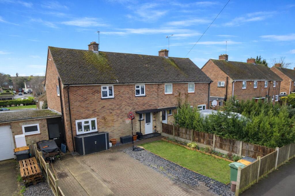 Main image of property: Manor Park, Houghton Regis, Dunstable, Bedfordshire, LU5