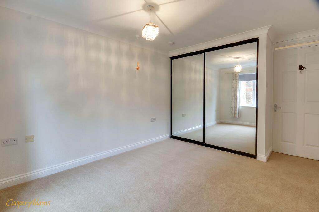 Apartment in Brighton - View 4