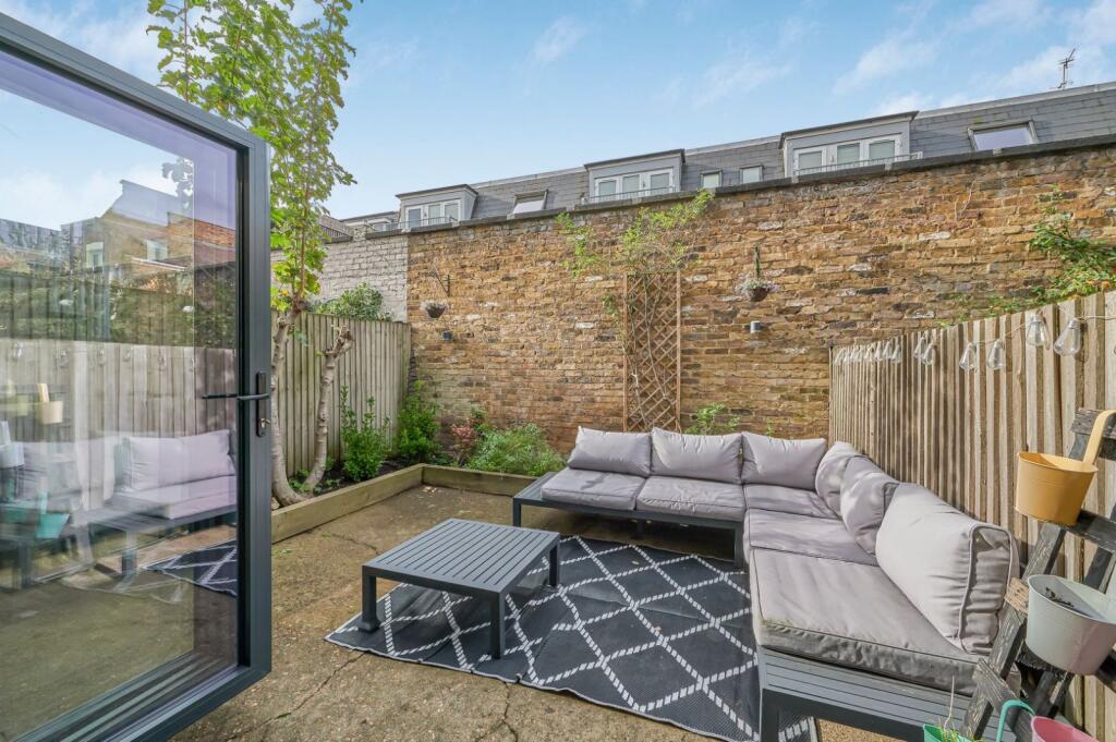 Farlton Road, Earlsfield, London, SW18 photo 3