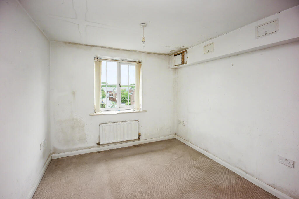 Apartment in Wigan - More