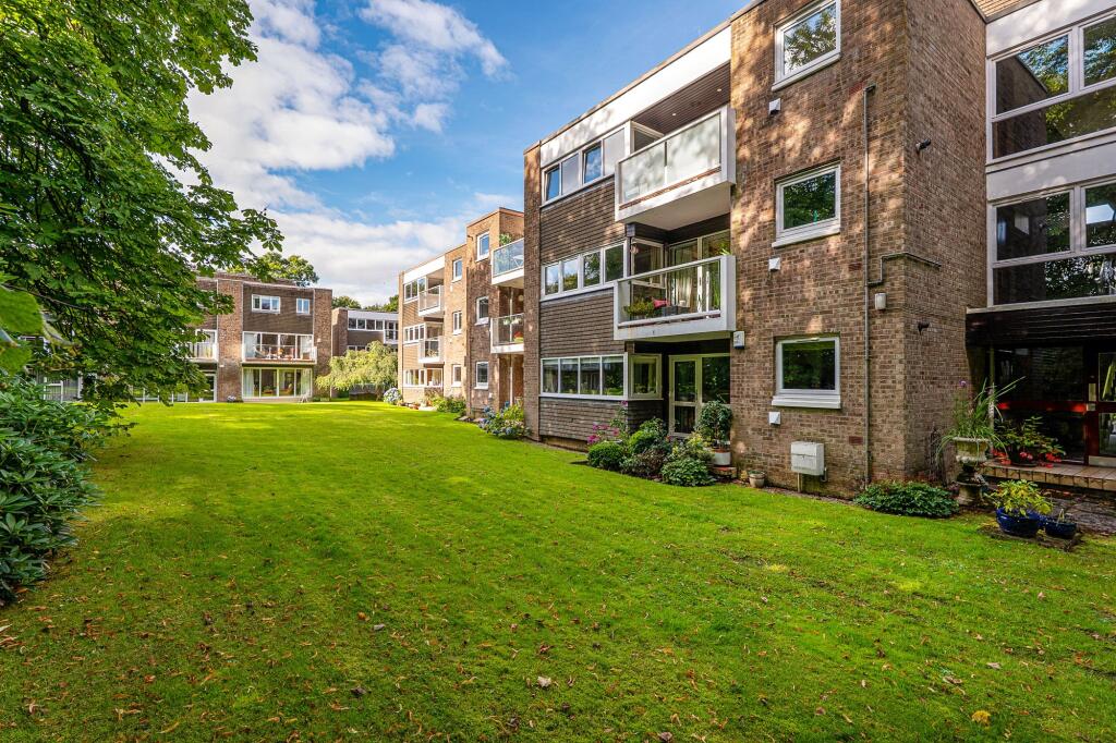Apartment in Bearsden, Westerton, East Dunbartonshire - View 2