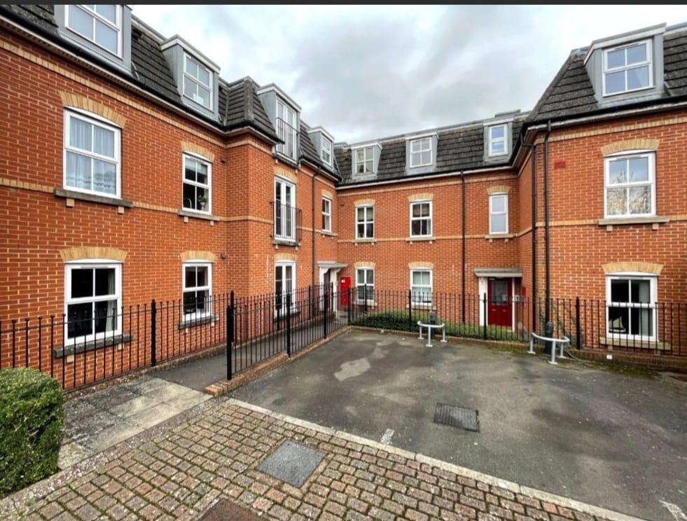 Ripley Road, Swindon, Wiltshire photo 4