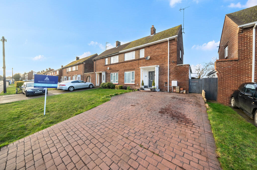 Main image of property: Westfield Road, Dunstable, Bedfordshire