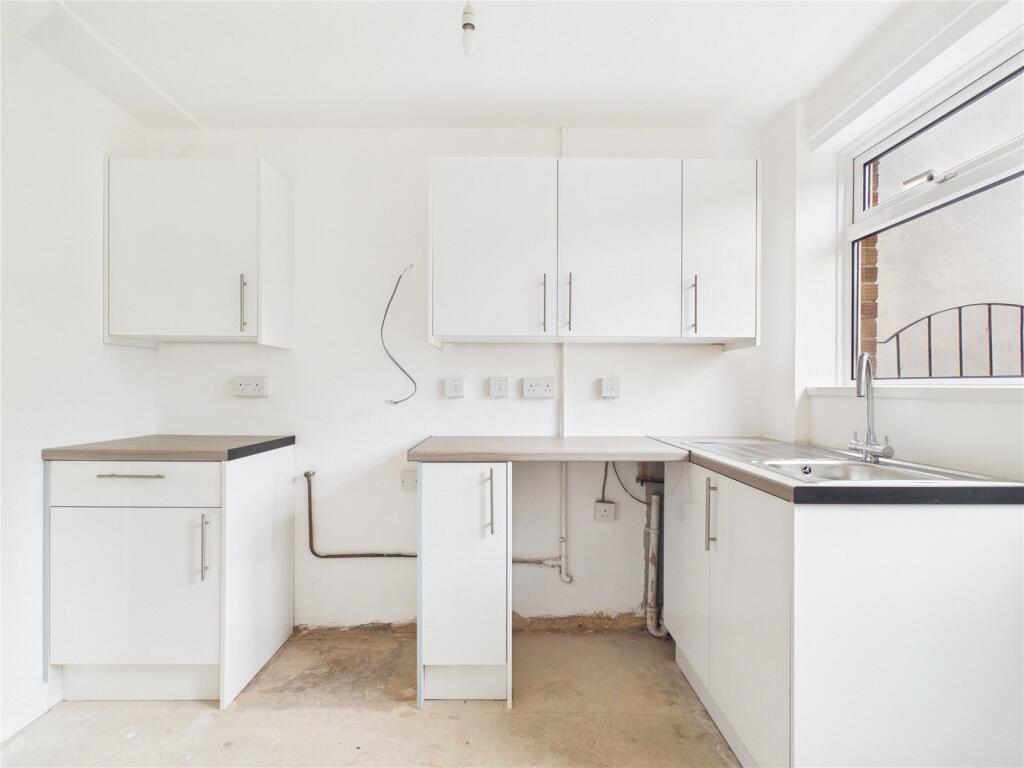 House in Bristol, Hartcliffe - More