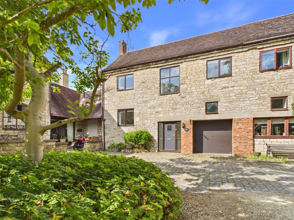 Main image of property: Haresfield Court, Haresfield, Stonehouse, Gloucestershire, GL10