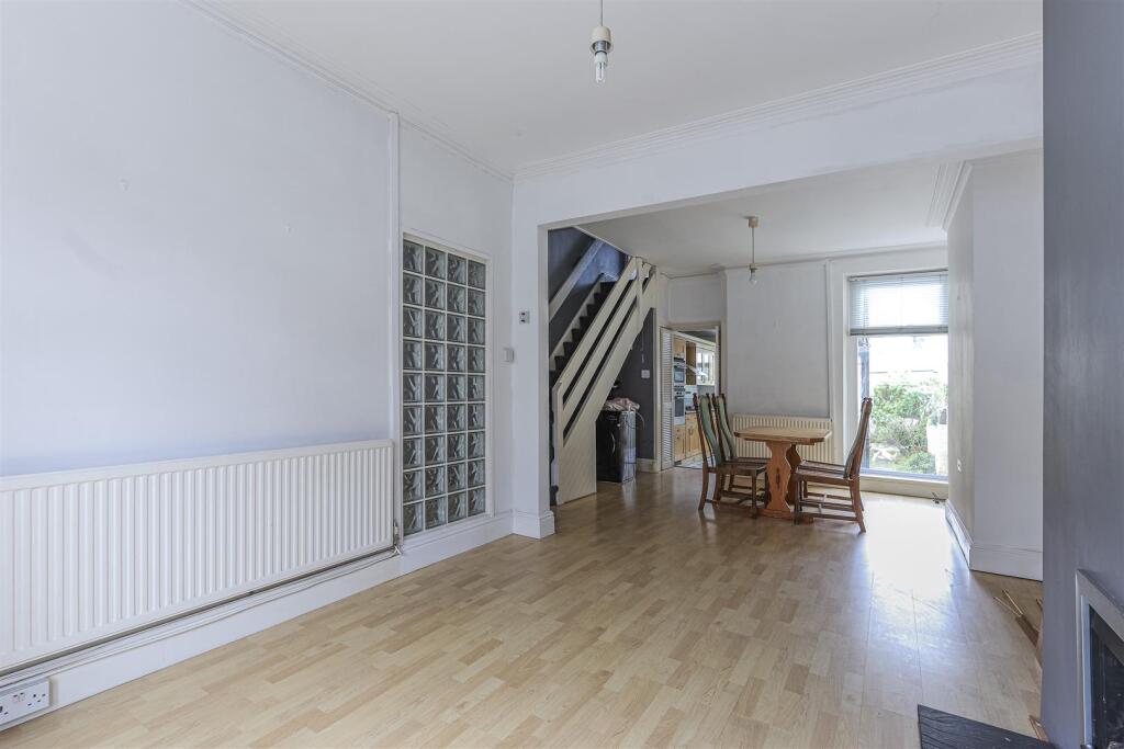 House in Cardiff - View 3