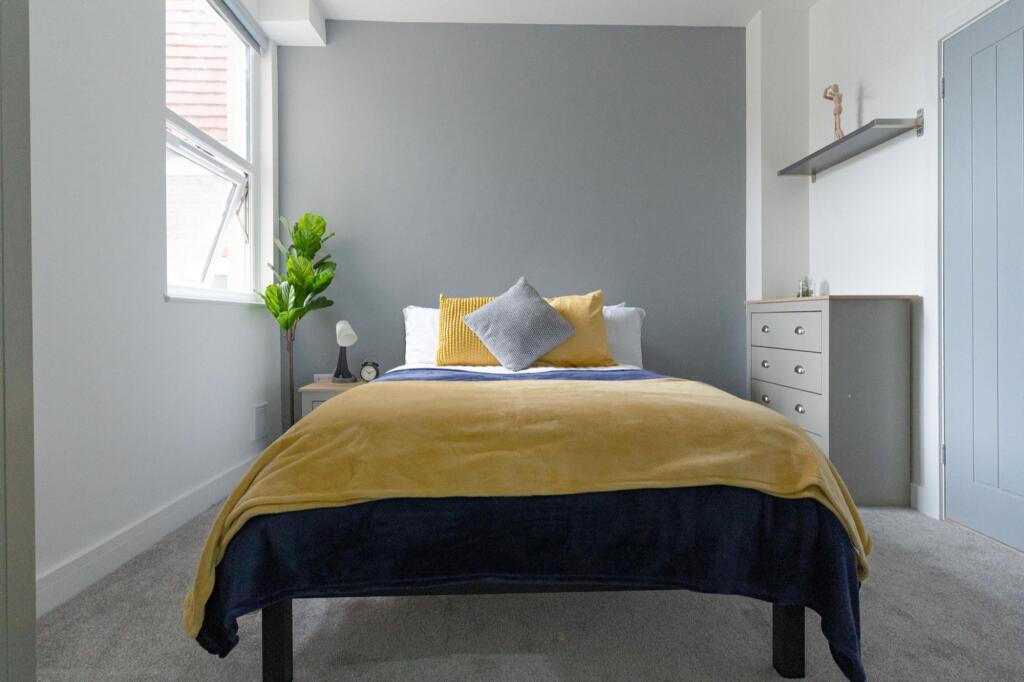 Main image of property: Margate Road, Portsmouth, PO5