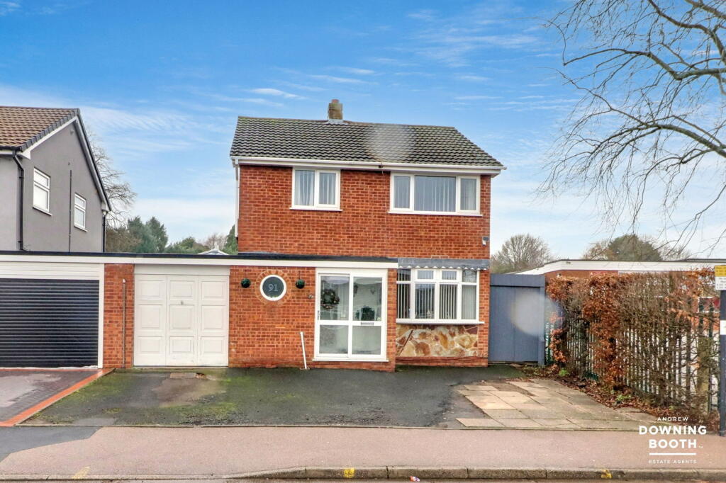 Main image of property: Gilpin Crescent, Pelsall WS3 4HX - Extended 3 Bedroom