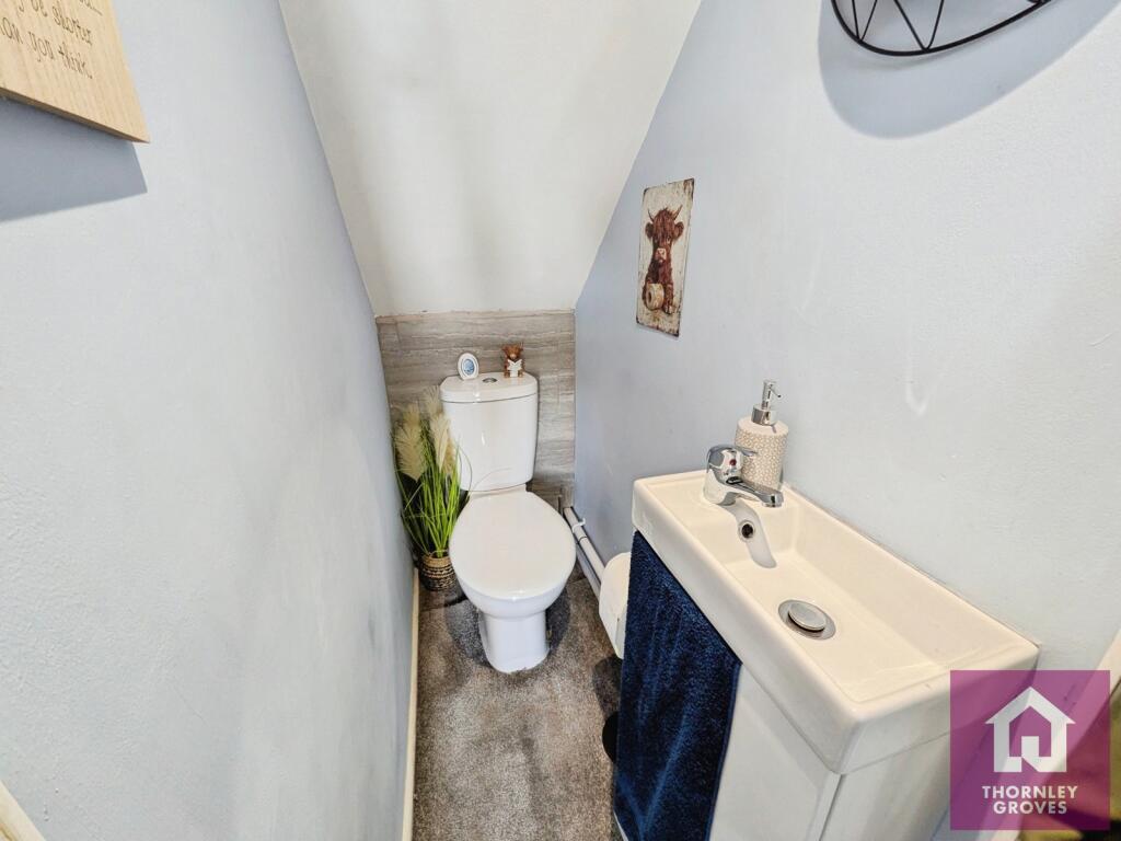 Vendale Avenue, Swinton, M27 - View 6