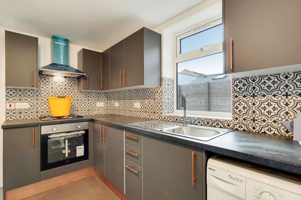 Main image of property: Peckham Grove, London, SE15