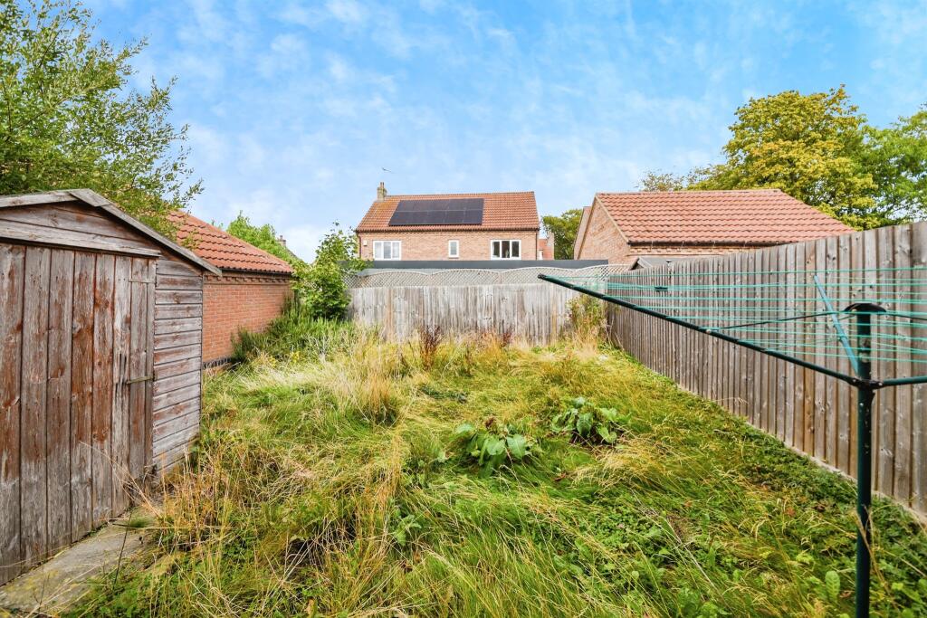 Kinross Road, Sleaford - View 4