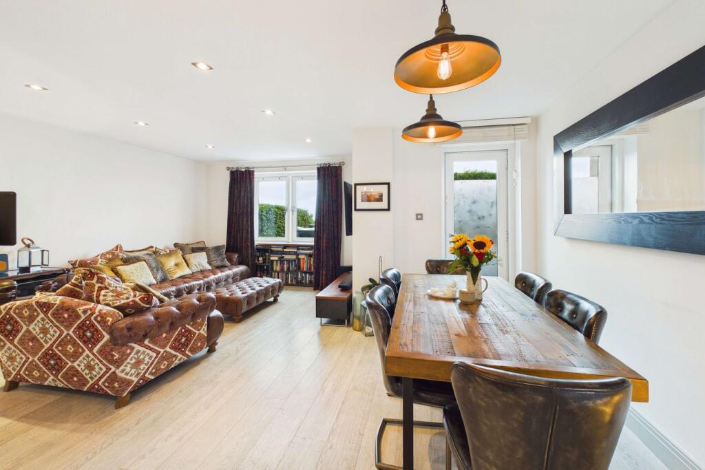 Apartment in Edinburgh, Western Harbour, Leith Harbour & Newhaven - View 4