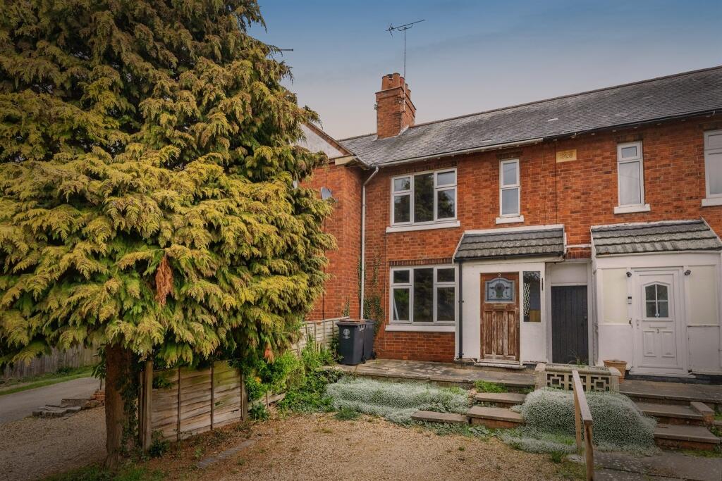 Main image of property: Manor Farm Road, Raunds