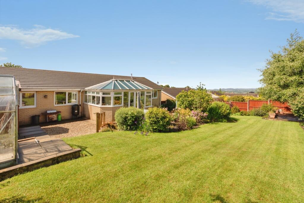 House in Pendle, Reedley Hallows - View 4