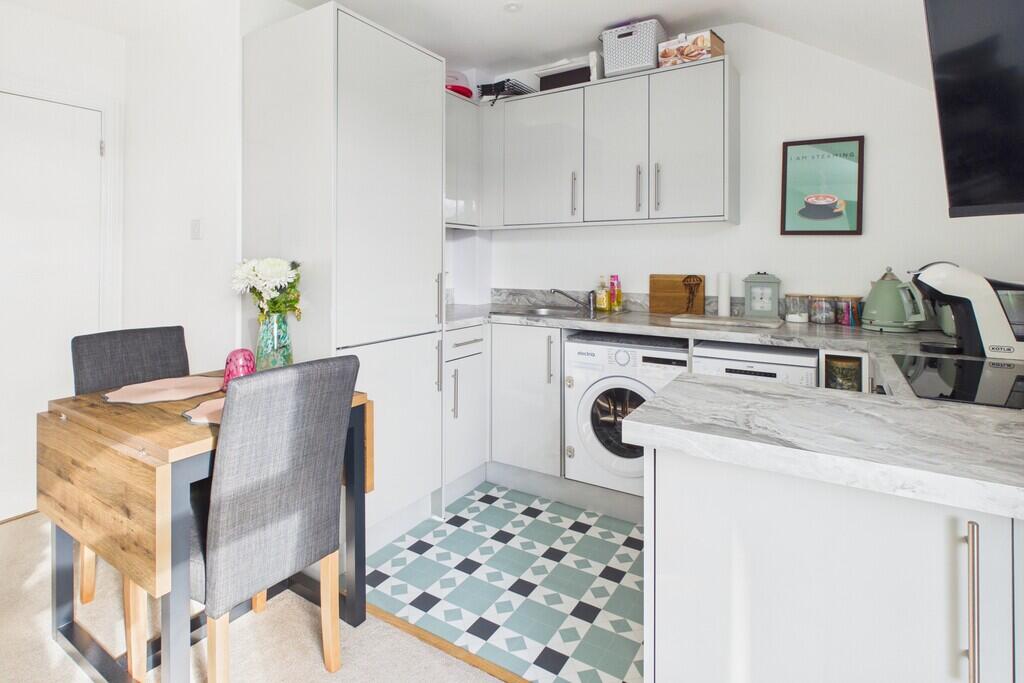 Apartment in Lancaster - View 5