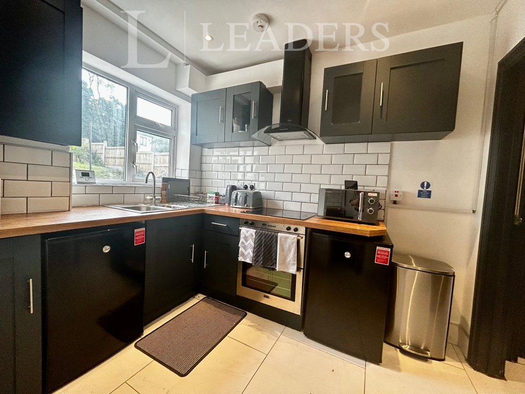 Additional image 10 of Links Road, B68