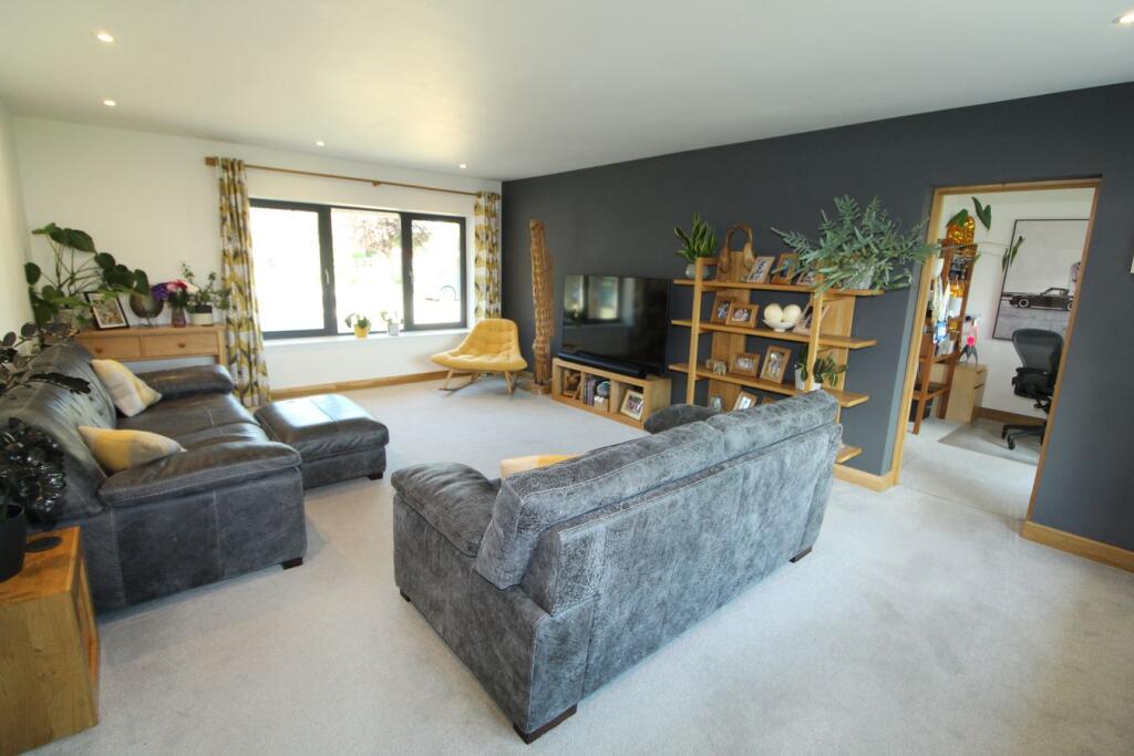 Valley Lane, Bitteswell, LE17 photo 4