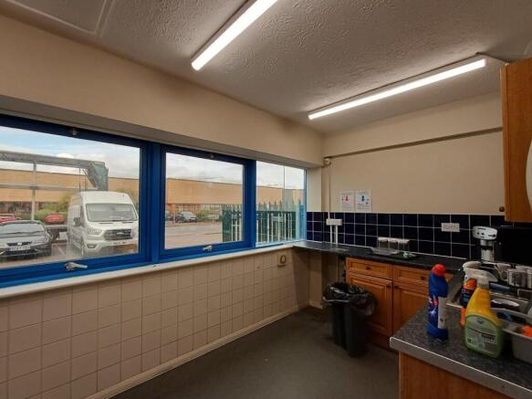 NEW Kitchen.jpg