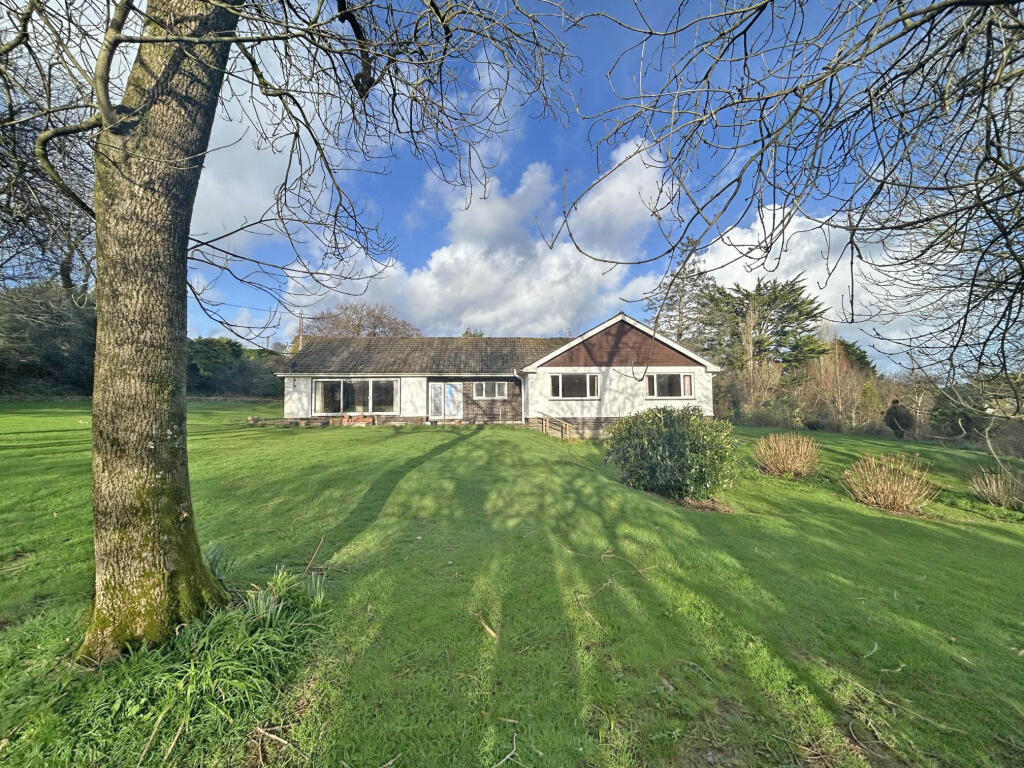 Main image of property: Gorran Haven, Cornwall