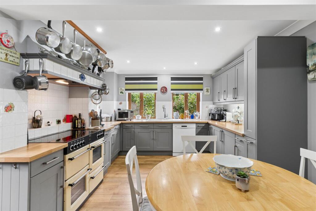House in Stoke Goldington - View 3