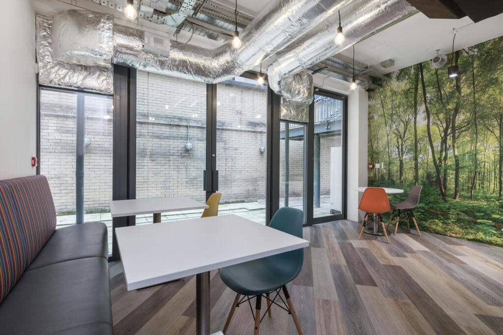 dining area 2.jpg