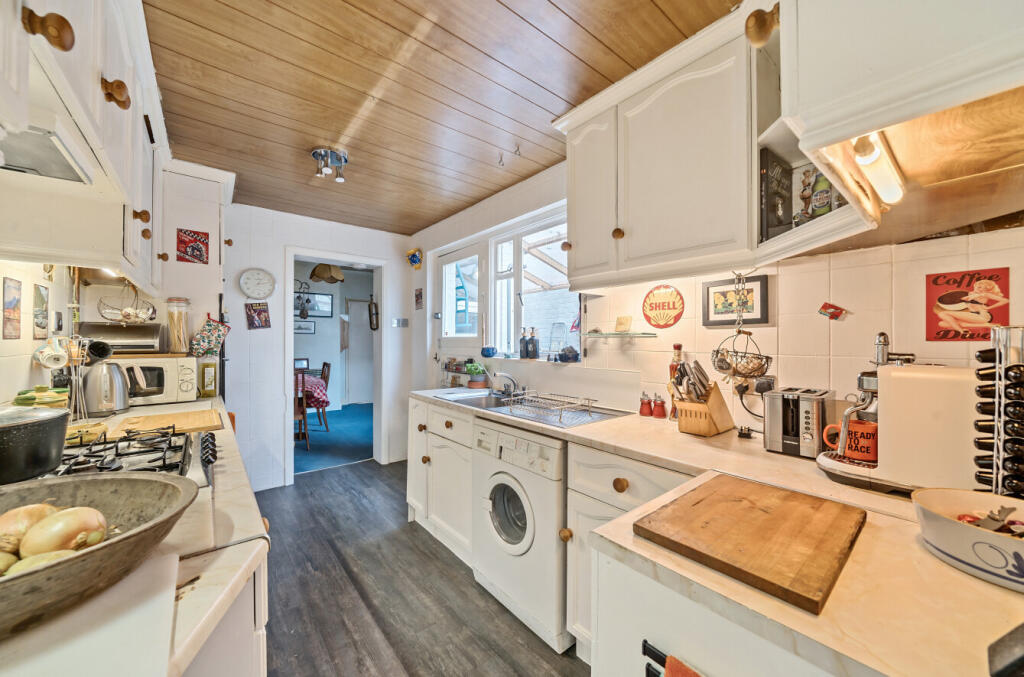 House in Elmbridge, Cobham - View 2