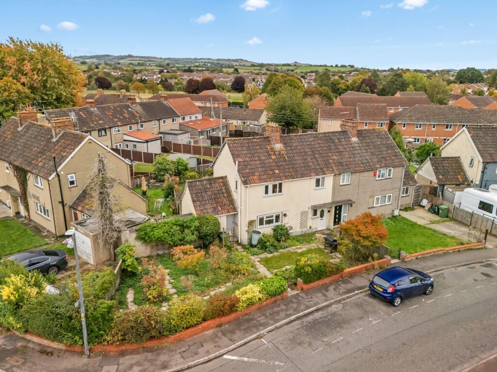 Main image of property: Park Crescent, Warmley, BS30