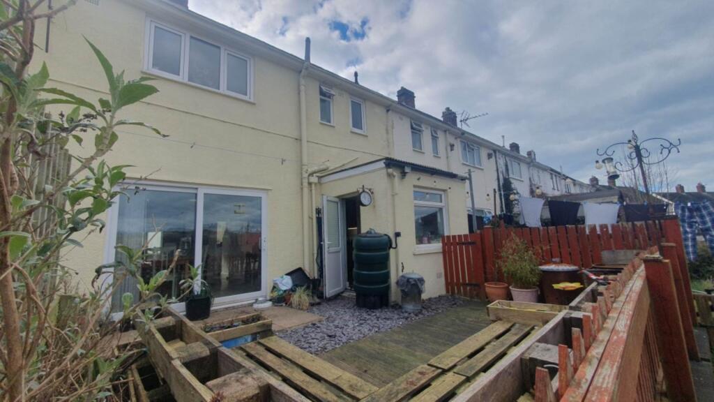 3-bed semi-detached on Rhydybont, Penparcau, £189,950