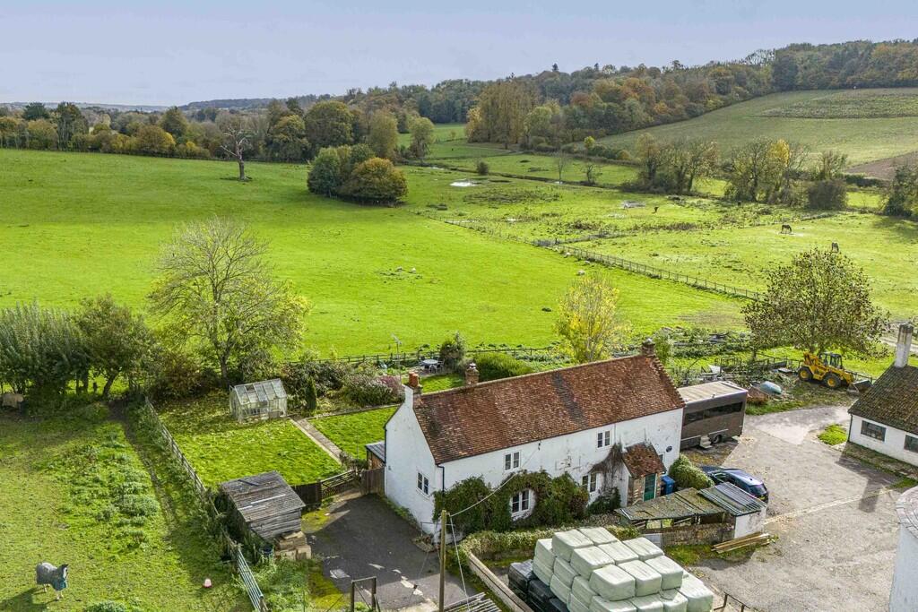 Missenden Road, Amersham - View 5