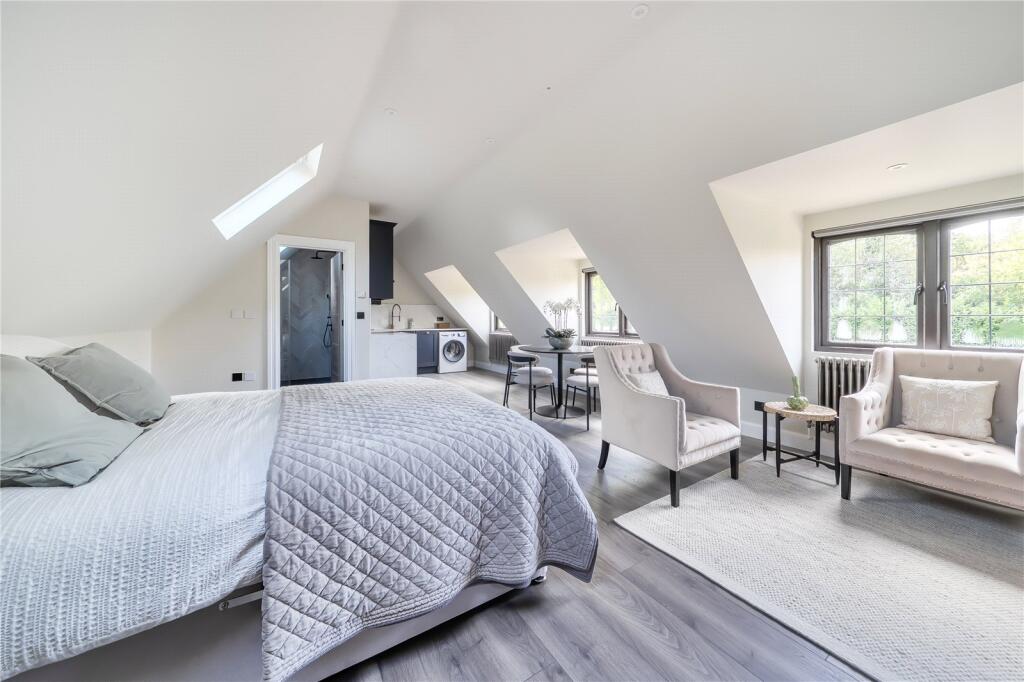 Studio Annexe, Oakwood House, Lady Margaret Road, Sunningdale, SL5 - View 5