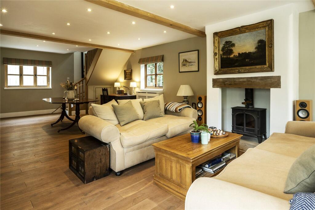 House in Swindon - View 5