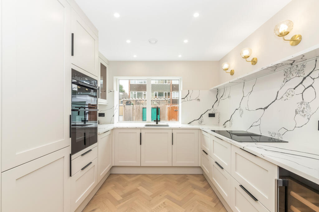 Artisan Mews, Bromley, BR1 photo 3