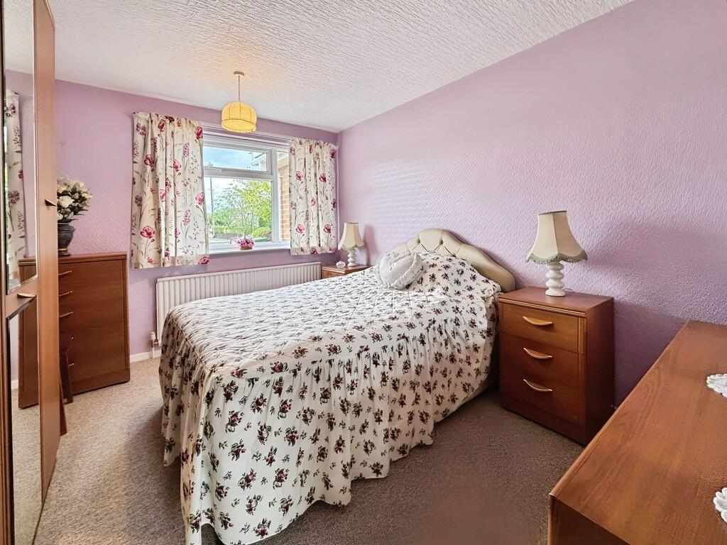 House in West Lindsey, Gainsborough - More