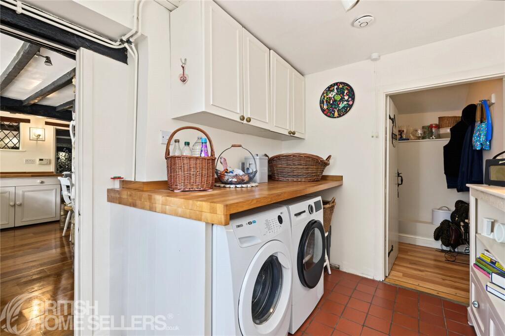 House in Northampton - View 5