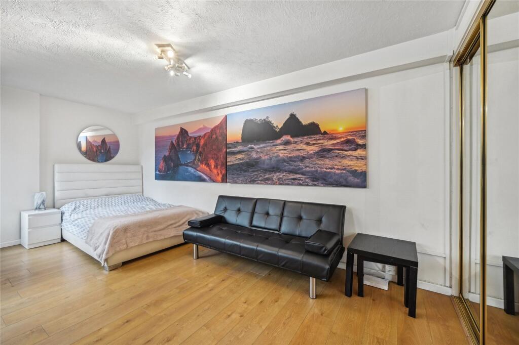 Studio apartment for rent
