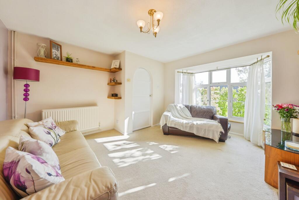 Additional image 4 of Knightsfield, Welwyn Garden City, AL8