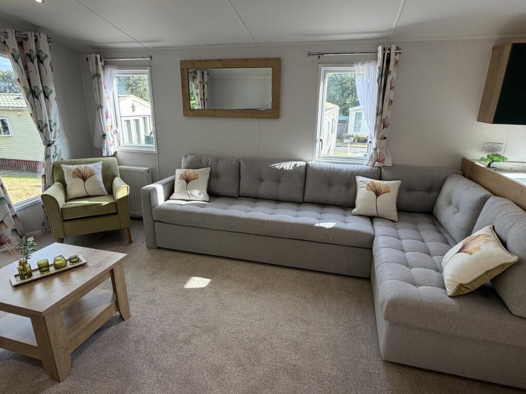 MIll Lane, Hawksworth, Leeds, LS20 8PQ - View 4