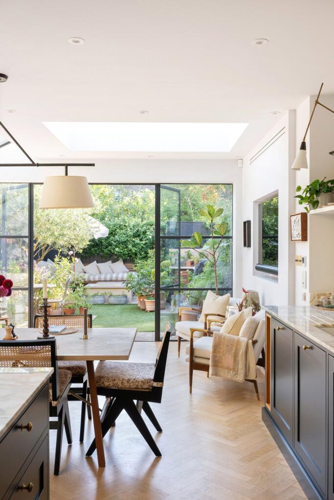 House in London - More