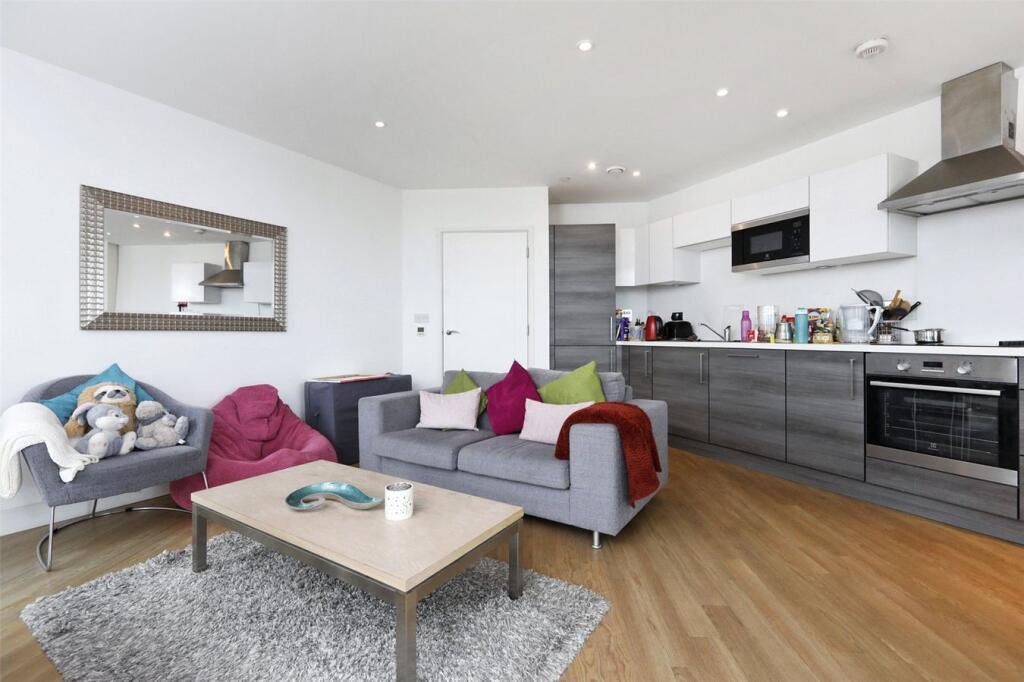 Apartment in London - View 5